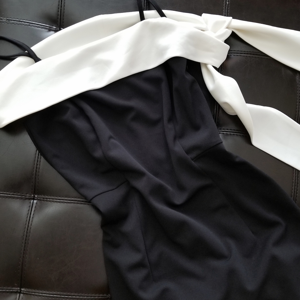 ❗White House Black Market Black Dress with Bow Detail 2❗